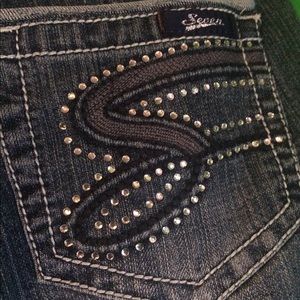 Seven Jeans..NEVER WORN!! Girls 16 bootcut